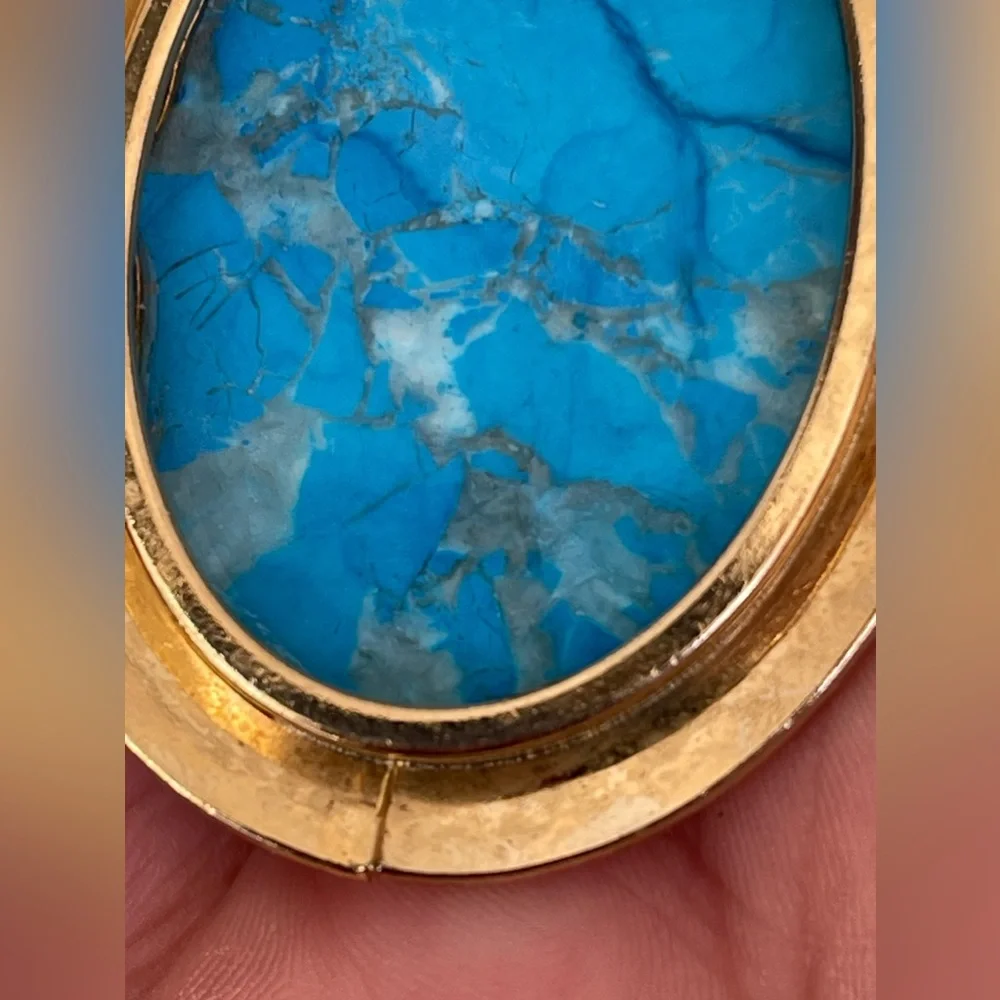Vintage blue‎ veined cabochon pendant set in gold tone rhodium-gift for her
